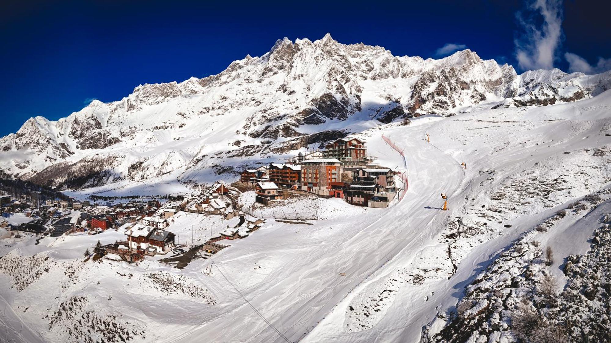 La Cresta Chalet Aparthotel Breuil-Cervinia Exteriör bild